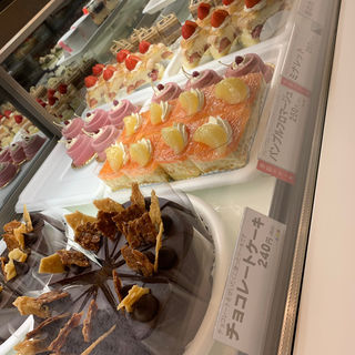 (六花亭 帯広本店)