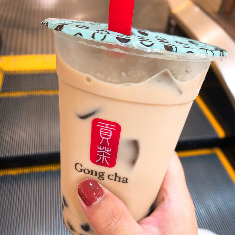 ブラック ミルクティー + パール(貢茶 新宿東南口店)