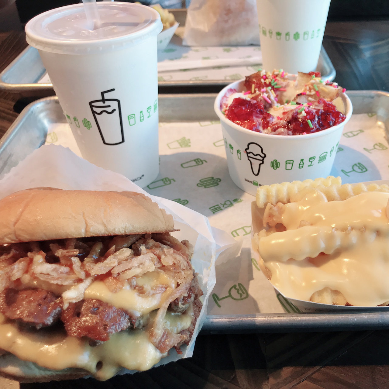 青山一丁目駅周辺で食べられる人気ハンバーガーランキング Sarah サラ