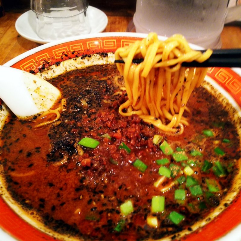 黒胡麻担々麺(萬力屋 アスト津店)