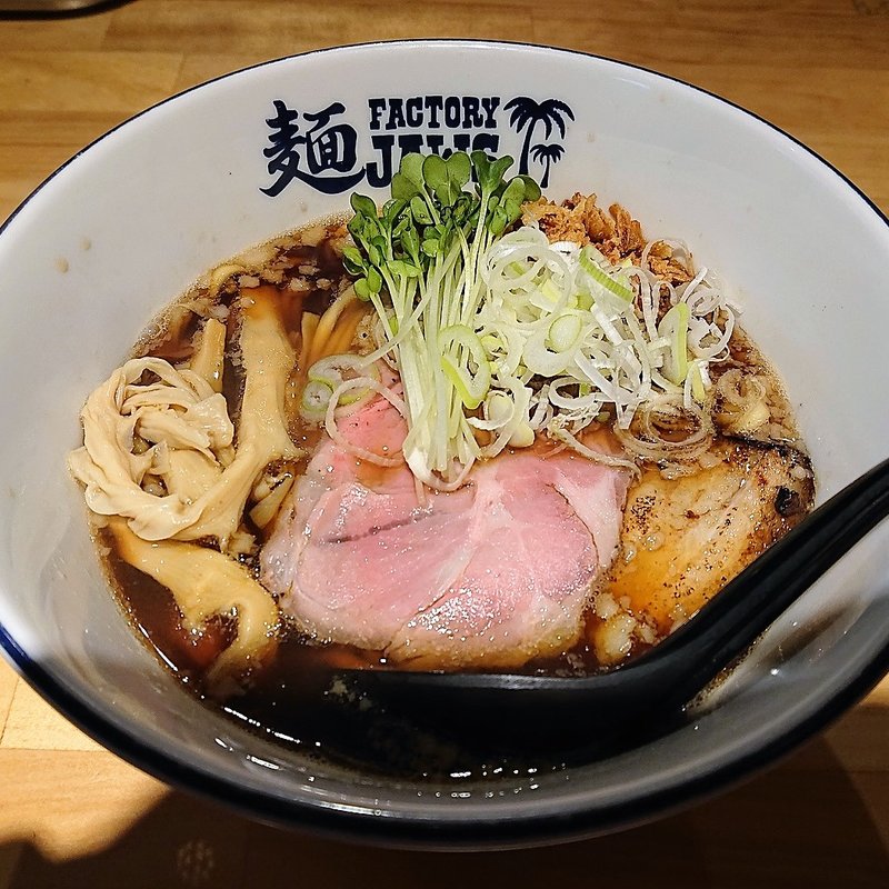醤油ラーメン(自家製麺 麺FACTORY JAWS)