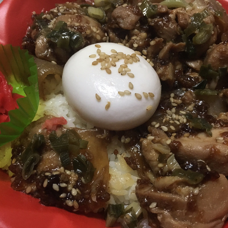 半熟卵の焼き鳥丼(まいばすけっと南6条西7丁目店)