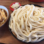 冷やし肉  つけ麺（大盛り）(元祖田舎っぺうどん 熊谷下奈良店)