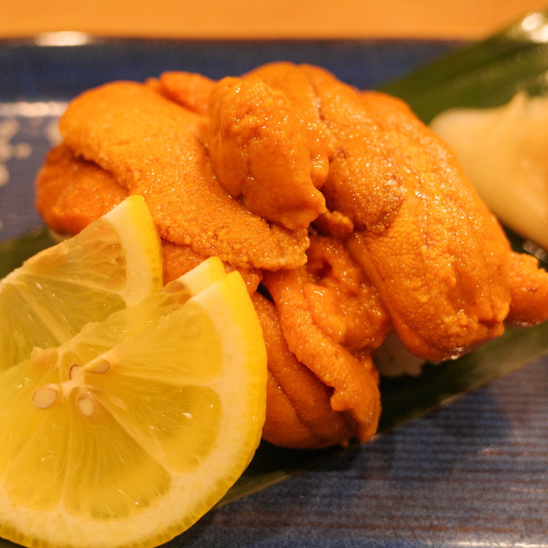 赤富士盛り(鮨と炭火 にぎり屋はちべゑ)