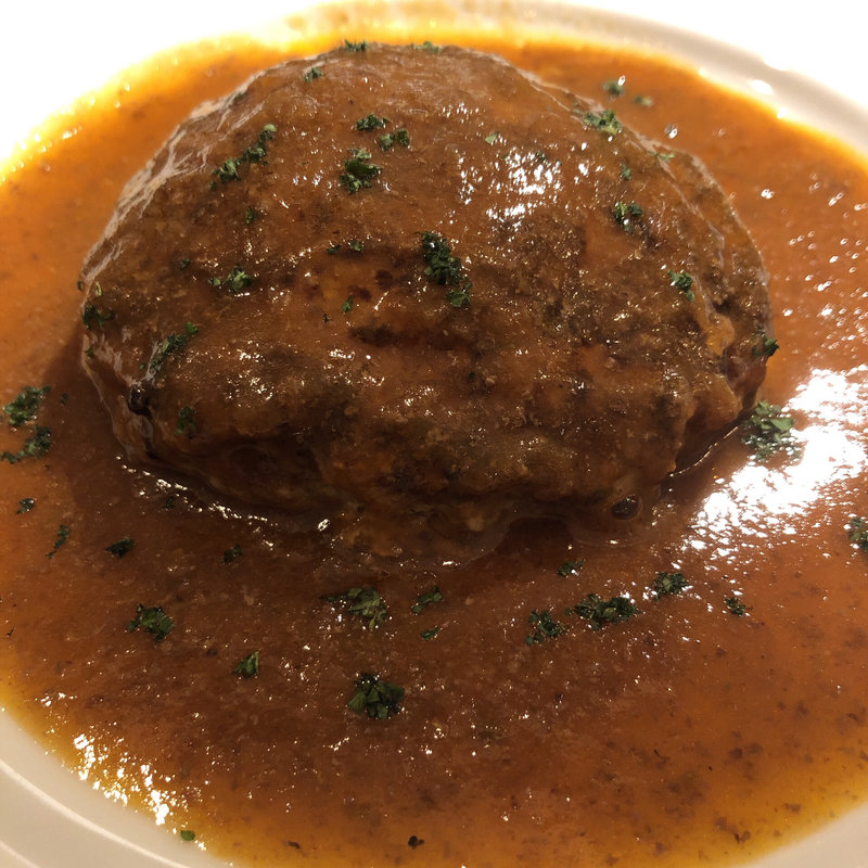 「湘南みやじ豚100%」のハンバーグ(Dining Bar KANA)