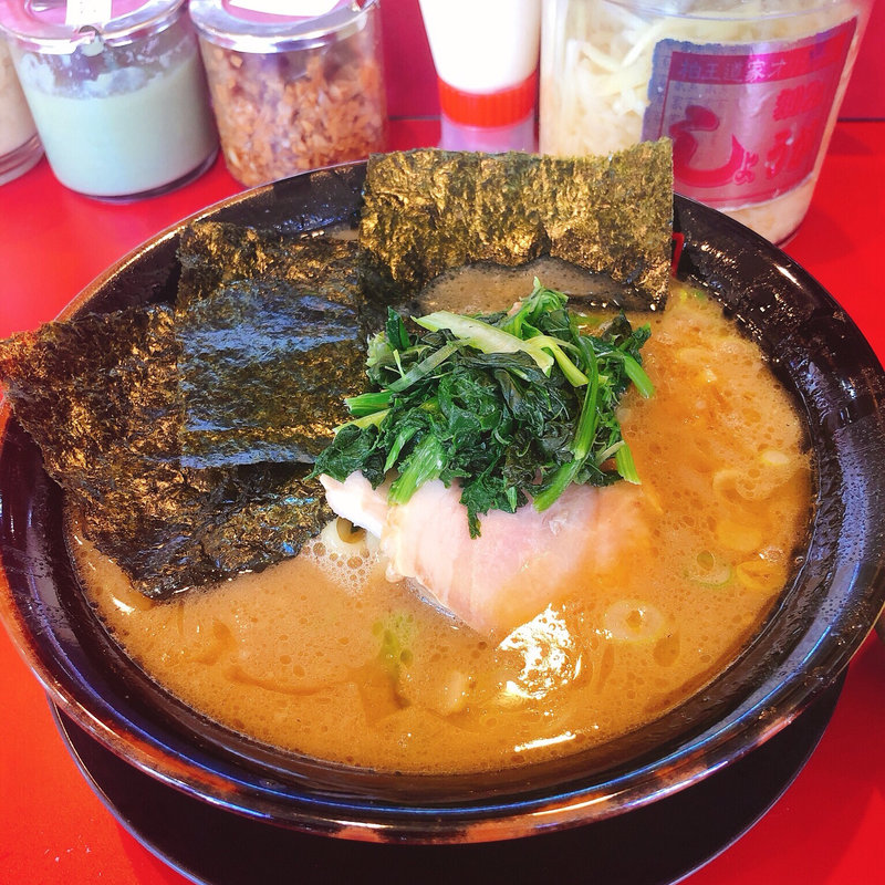 ラーメン中盛り(家系ラーメン王道 王道之印)