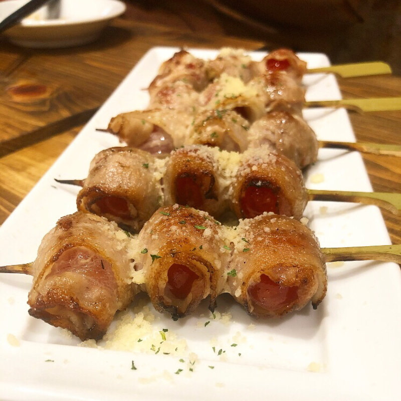 トマトの肉巻き(炭焼スタンドツジヤ)