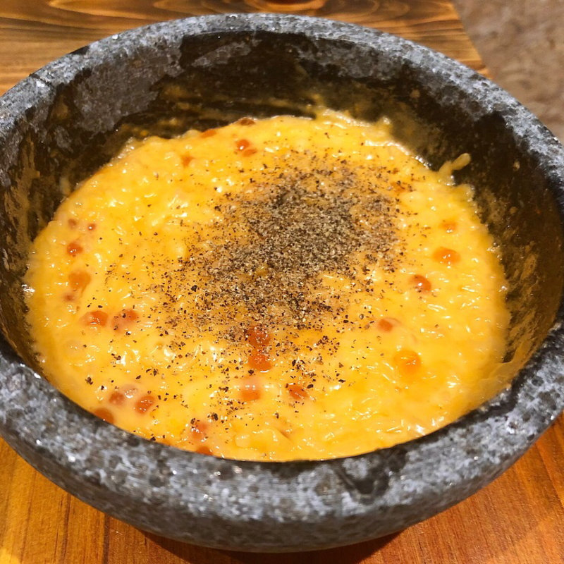 イクラとチーズのリゾット(炭焼スタンドツジヤ)