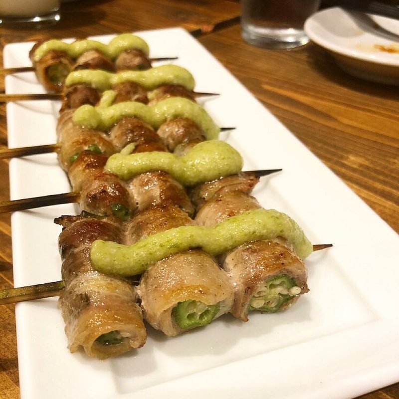 オクラの肉巻き(炭焼スタンドツジヤ)