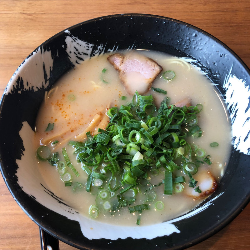 らーめん(らーめん本舗 春夏冬)