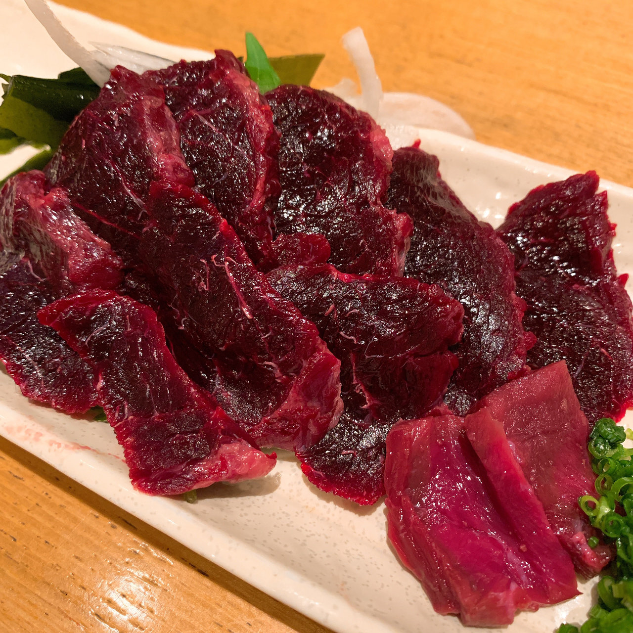 福岡県で食べられるクジラの刺身人気8選 Sarah サラ