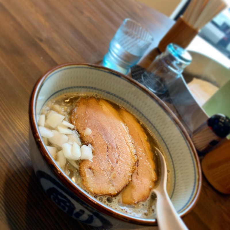 濃厚煮干し(麺や剛)