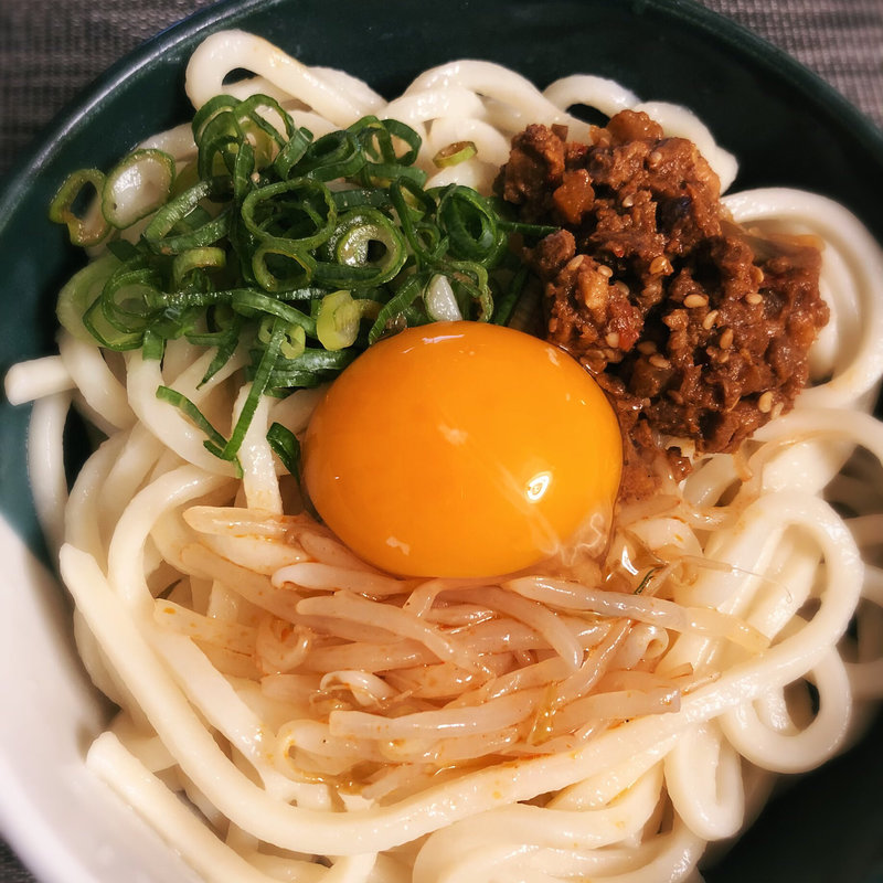 肉みそ釜玉うどん(すえ☆pi亭)