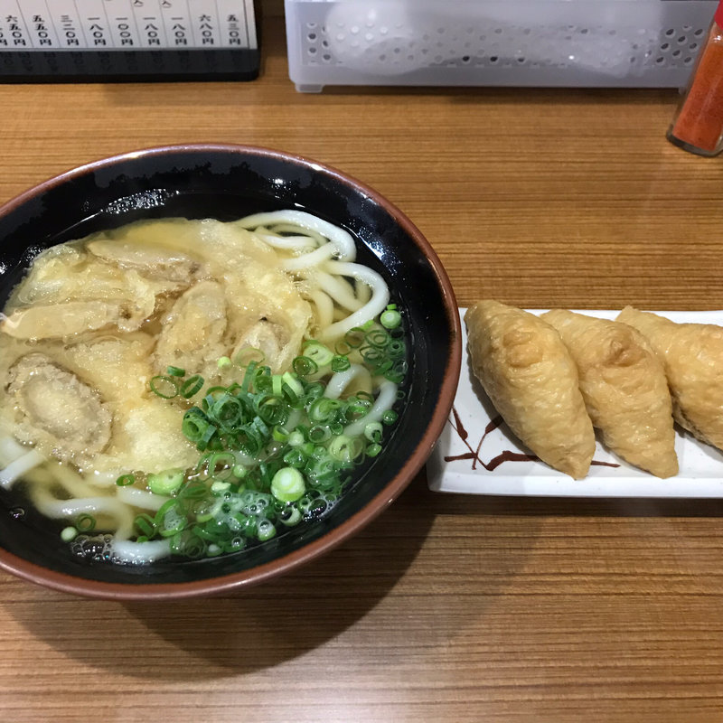 ゴボウ天うどん いなり(こまどりうどん 高宮店)