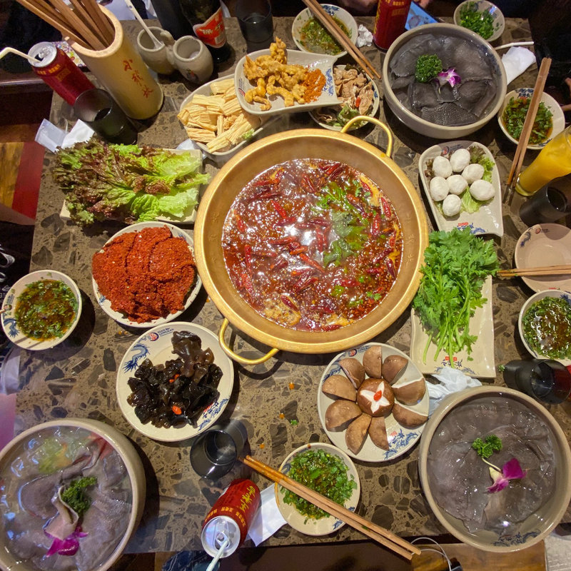 しゃぶしゃぶ(小龍坎 老火鍋 四川料理)