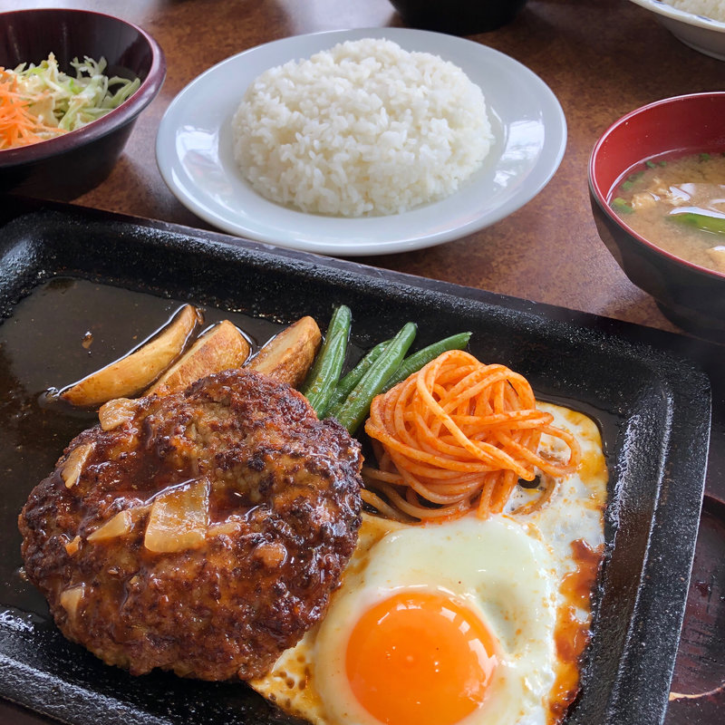 ハンバーグステーキランチ(世界のハンバーグ 曲角(まがりかど)本店)