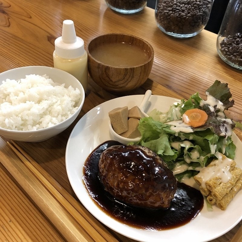 自家製煮込みハンバーグランチ(あおみどり)