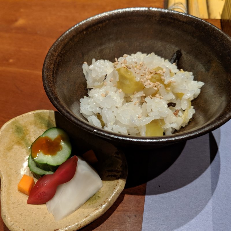 さつまいもと塩昆布のご飯(九つ井 本店)