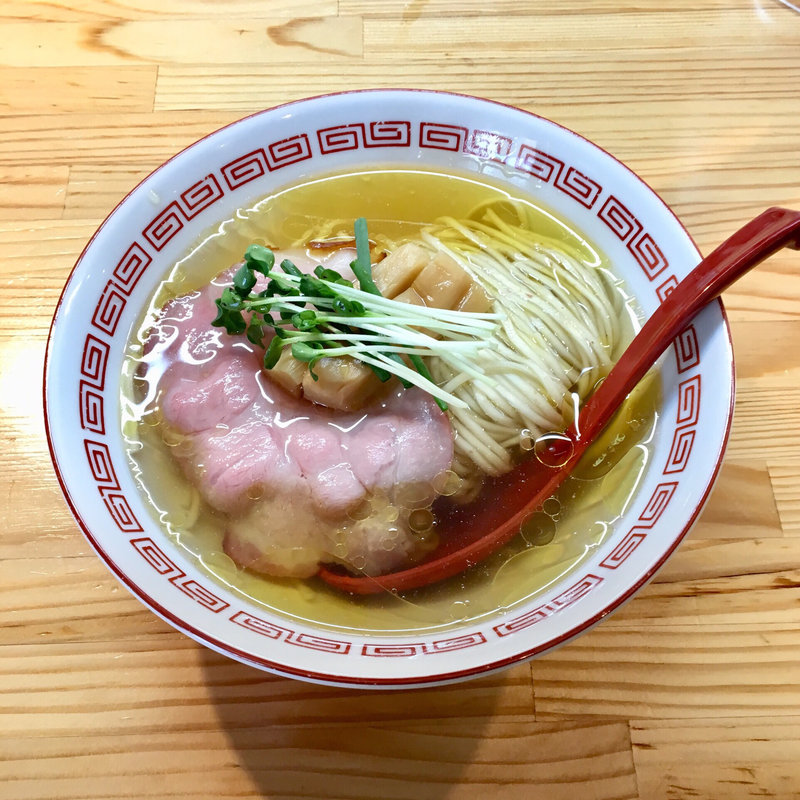 中華そば 白醤油(自家製麺 くろ松)