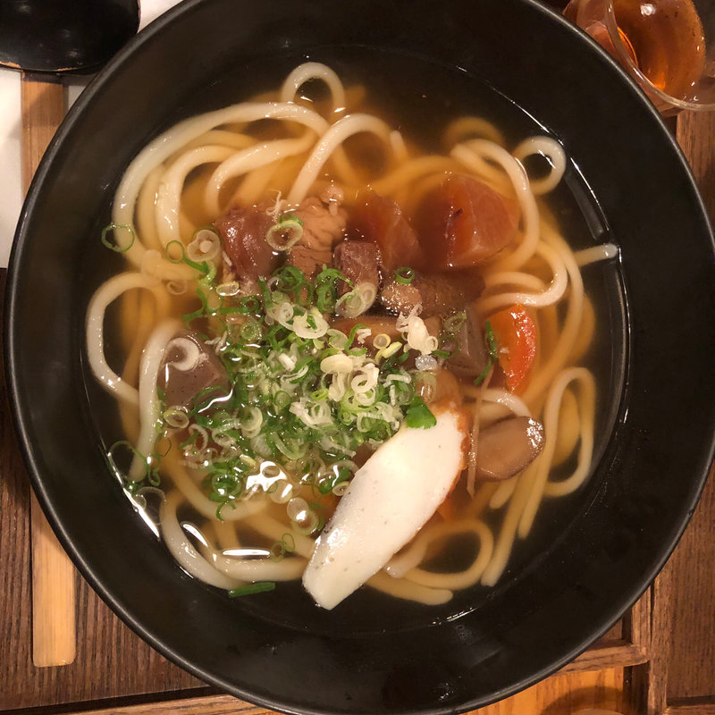 牛すじうどん(伊予の手造りうどん 名代 つるちゃん （つるちゃん）)