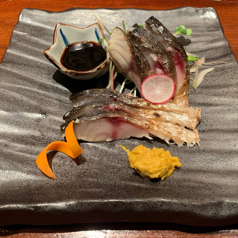 〆サバの藁焼き(炙屋 十兵衛 二日町本店 （あぶりや じゅうべえ）)