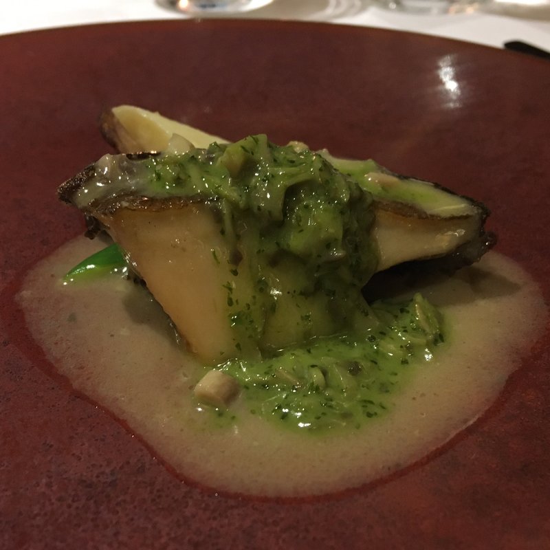 鮑のステーキ(志摩観光ホテル)