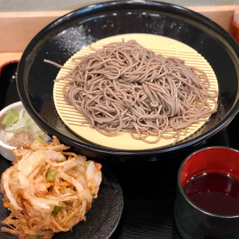 もりそばとかき揚げ(両国じゅげむそば)