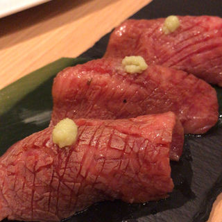 (焼肉酒場ともさんかく はなれ)
