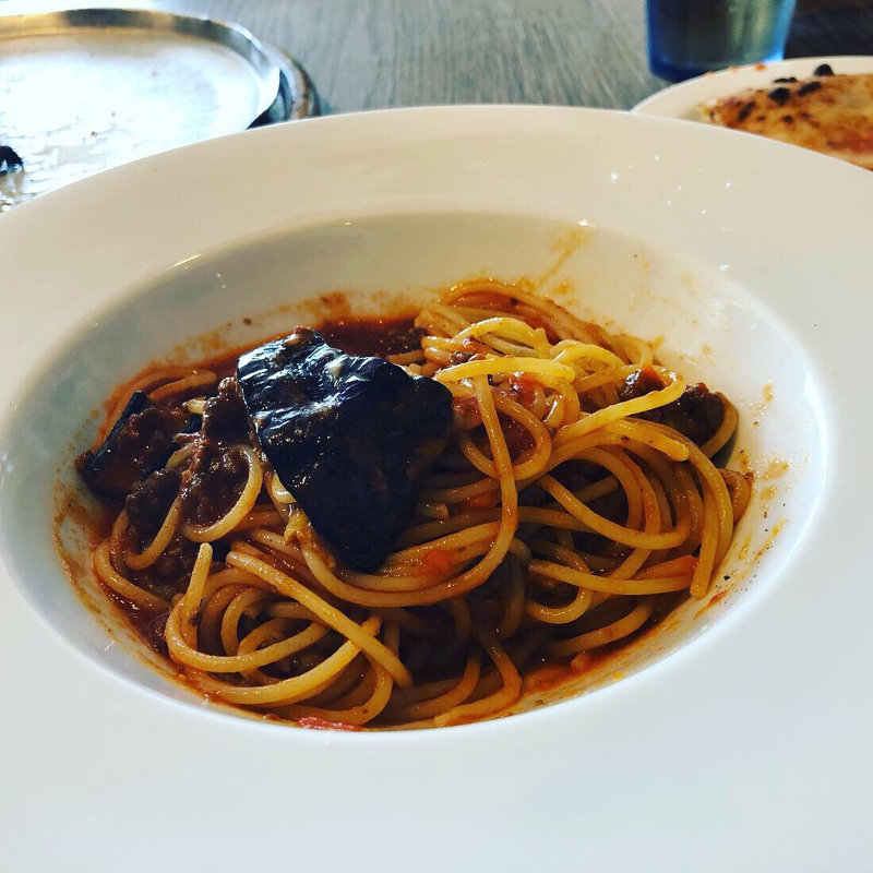 ナスと牛肉のポモドーロ(カンティーナ 逗子店)