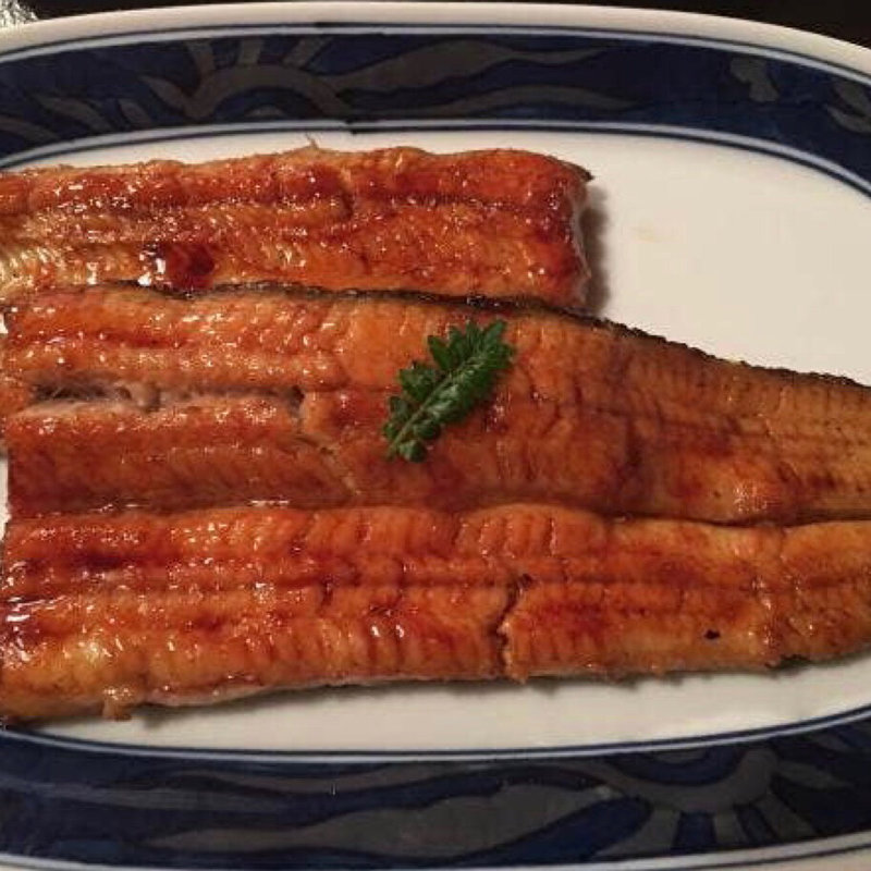 鰻の蒲焼(秋本)