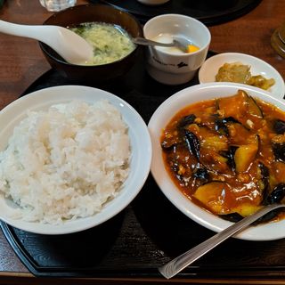 麻婆豆腐定食(華香楼 （カコウロウ）)