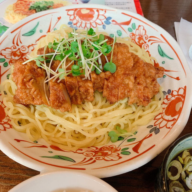 トリパイコーつけ麺(中華料理 頤和園（いわえん）博多駅前店)