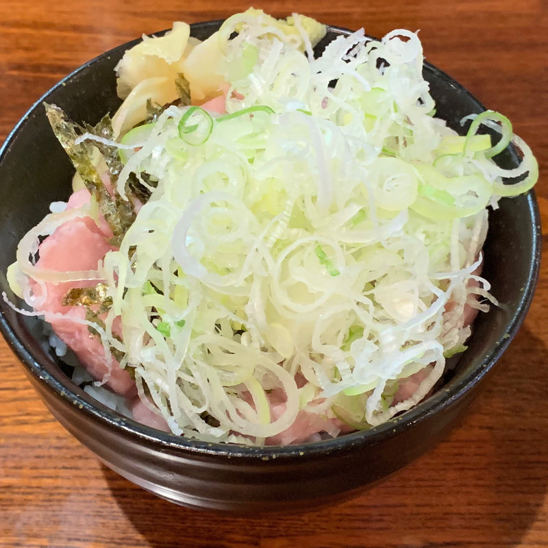 ねぎとろ丼(屋台ラーメン た紅)