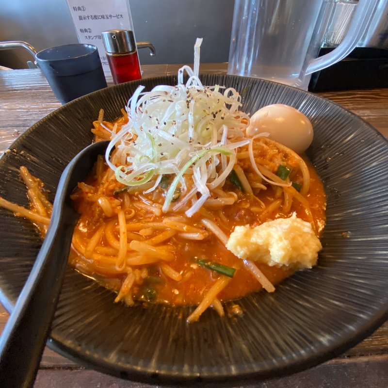 辛味噌ラーメン+味玉(大塚屋 （【旧店名】麺処 くるり 市ヶ谷店）)