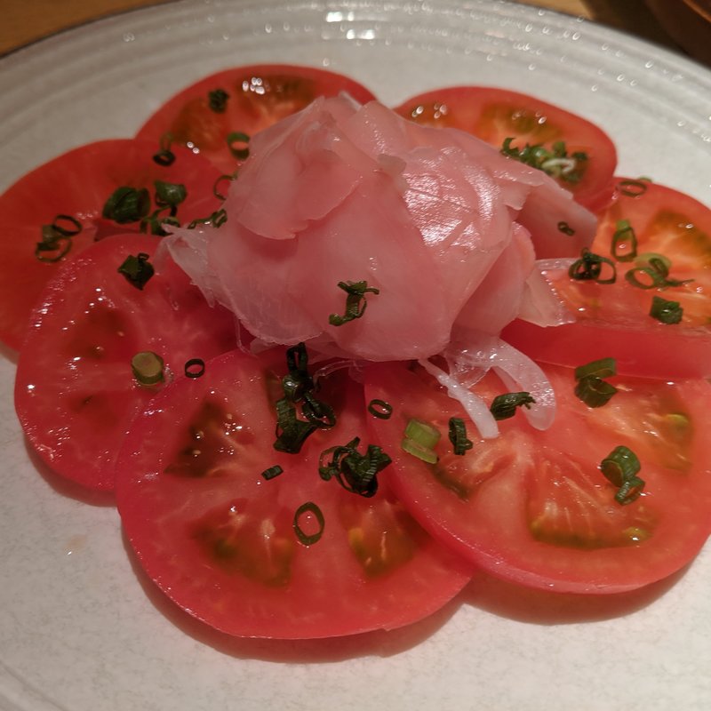 トマトガリっと冷やしました(情熱江戸前酒場 とらえもん　神田駅前店)
