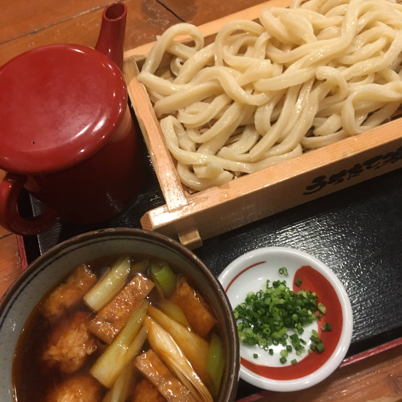 ピリ辛つくね汁うどん(武蔵野うどん うちたて家)