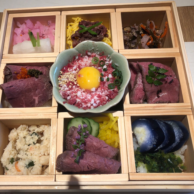 おにくの枡ちらし(おにくのちらし 京都二寧坂店)