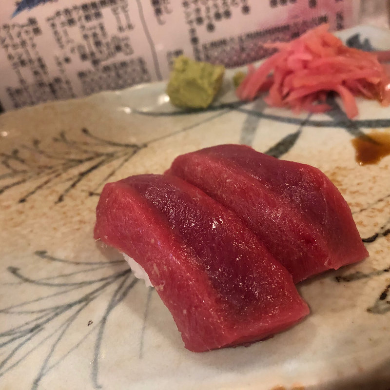 まぐろ(亀すし 総本店)