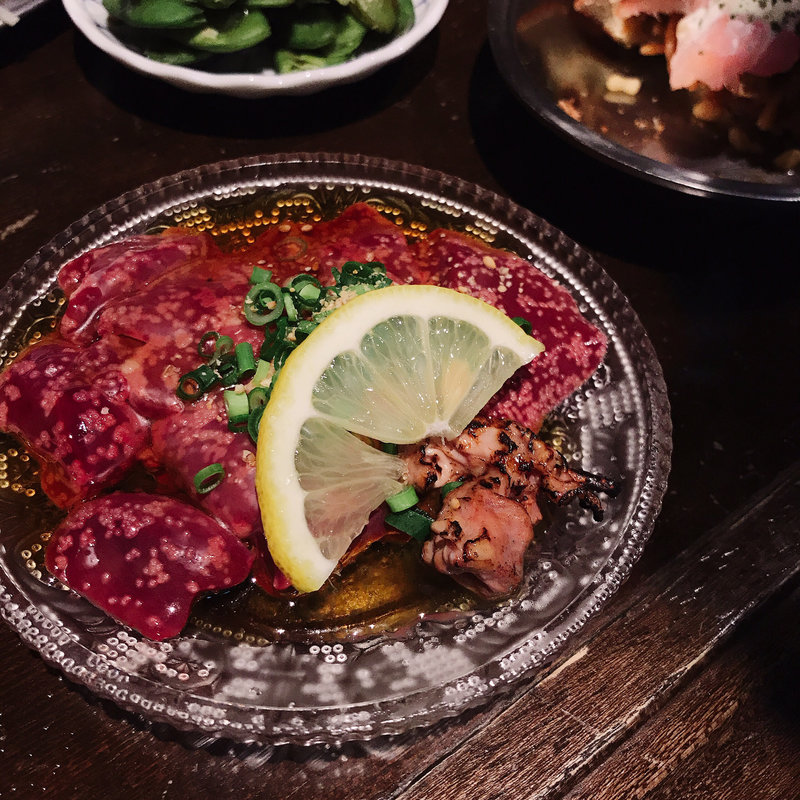 鶏白肝の造り(スタンド タイガーリリー)