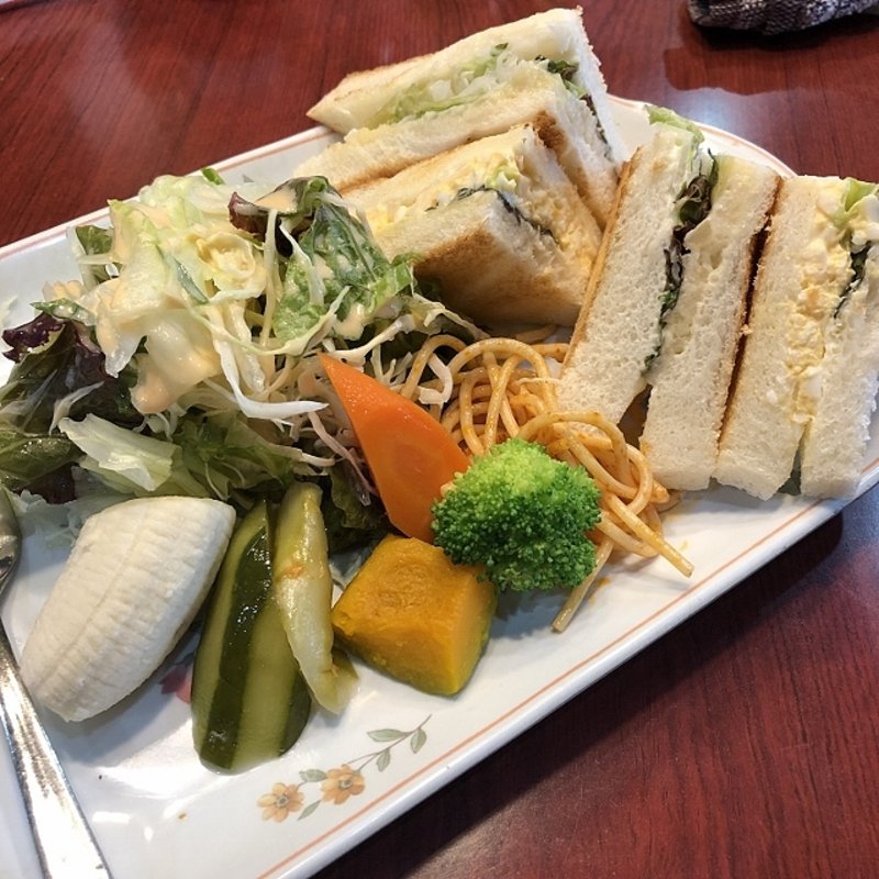 Cセット(サンドウィッチ・サラダ)(珈琲専門店MUC 三国ヶ丘店)