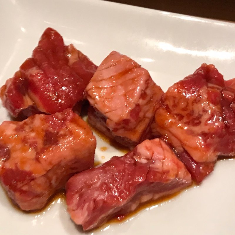 角切りカルビ(あぶりや 鶴橋駅前店)