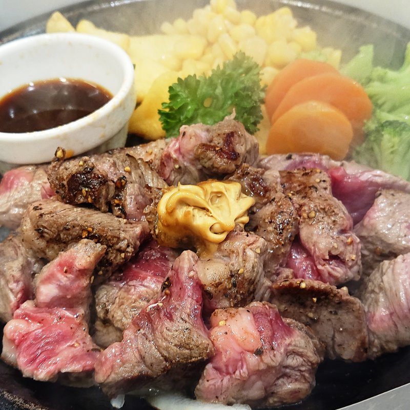 ひとくちカットステーキ（240g）(武蔵ハンバーグ グランツリー武蔵小杉店)