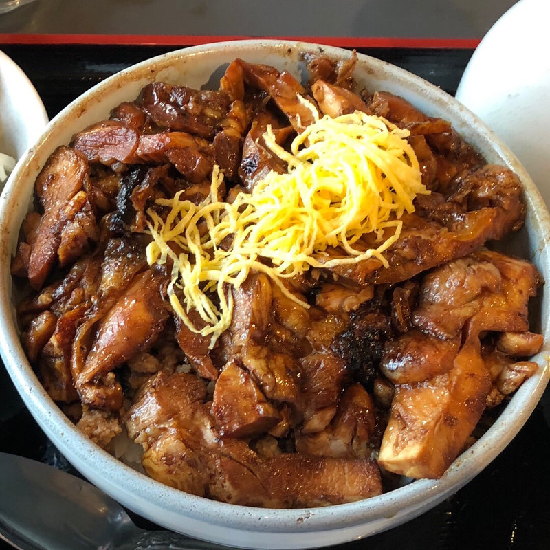 きじ焼丼（並）(鳥一代 本店)