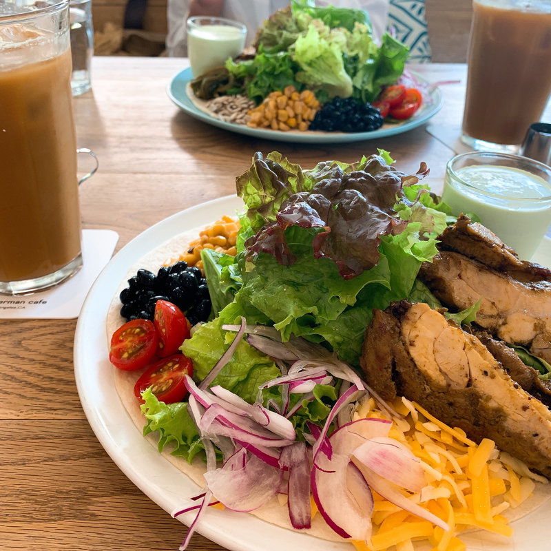 コブサラダ(チキン)(Ronherman cafe)