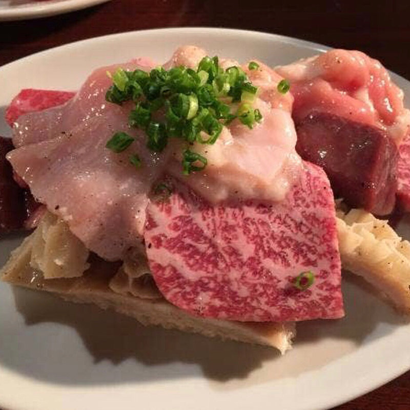 肉入りホルモンミックス(大幸園 立川店)