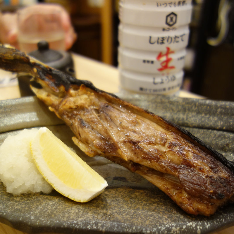 まぐろの胸ヒレ焼き(大衆酒場 万祭)