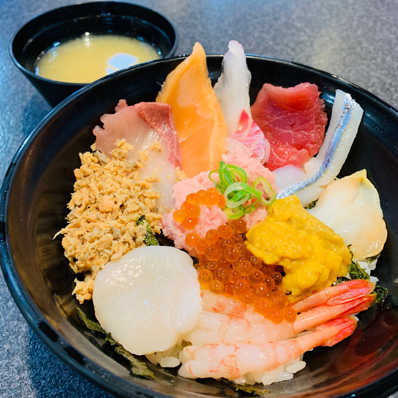 なっとく丼(味世司)