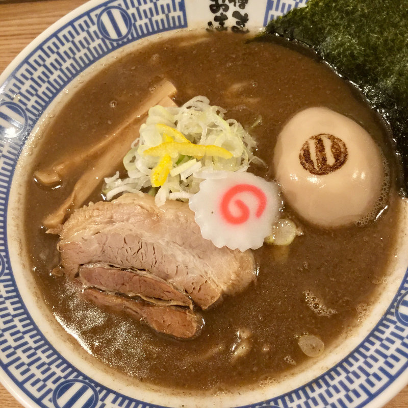 濃厚 豚骨魚介ラーメン（味玉無し）(小僧またおまえか。)