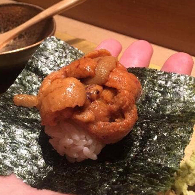 雲丹(まんてん鮨)