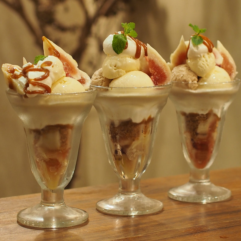 いちじくのパフェ(LOVE TABLE Agarato farm to table)